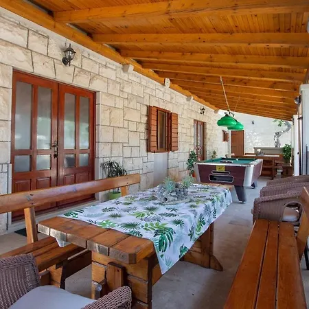 Luxury With A Swimming Pool Skrip, Brac - 17350 * Postira